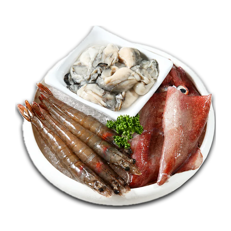 圓盤上的鮮蝦、小卷與方碗盛裝的生蠔